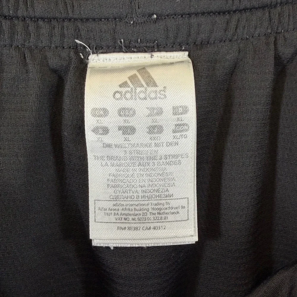 Adidas Mens Running Shorts Black on Black 3-Stripe Mesh Liner XL V11605